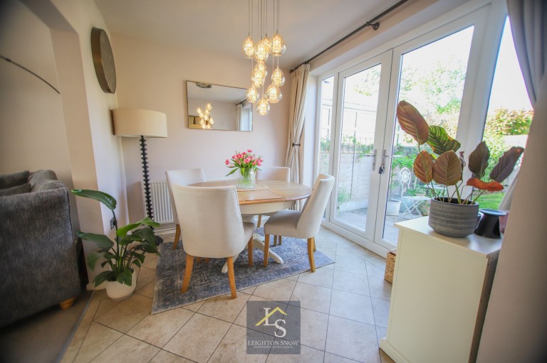Images for Canberra Road, Bramhall, SK7 EAID:425574707 BID:a331354c-8a27-4290-8521-a2425358b7e6