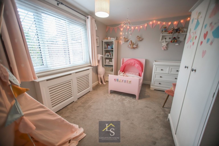 Images for Wentworth Drive, Bramhall, SK7 EAID:425574707 BID:a331354c-8a27-4290-8521-a2425358b7e6