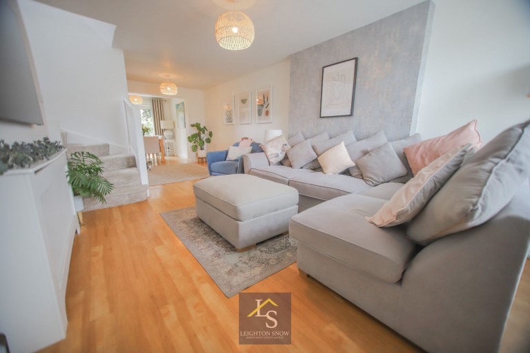 Images for Westminster Drive, Cheadle Hulme, SK8 EAID:425574707 BID:a331354c-8a27-4290-8521-a2425358b7e6