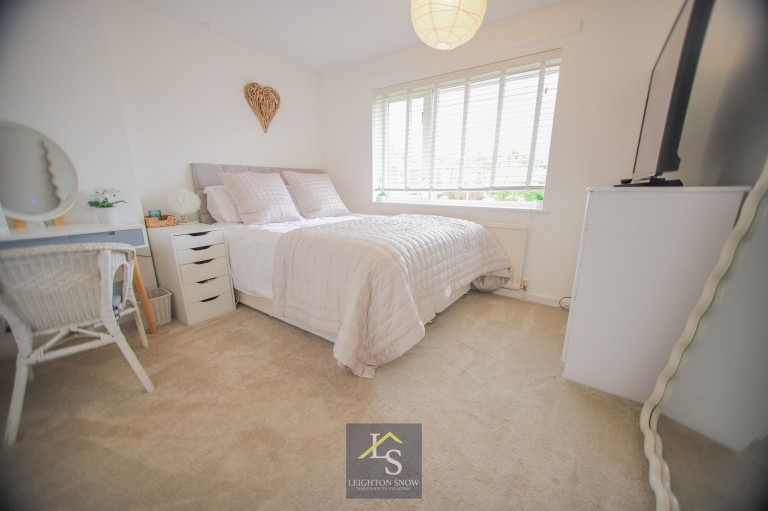 Images for Westminster Drive, Cheadle Hulme, SK8 EAID:425574707 BID:a331354c-8a27-4290-8521-a2425358b7e6