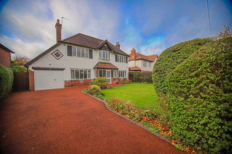 Images for Ladythorn Road, Bramhall, SK7 EAID:425574707 BID:a331354c-8a27-4290-8521-a2425358b7e6