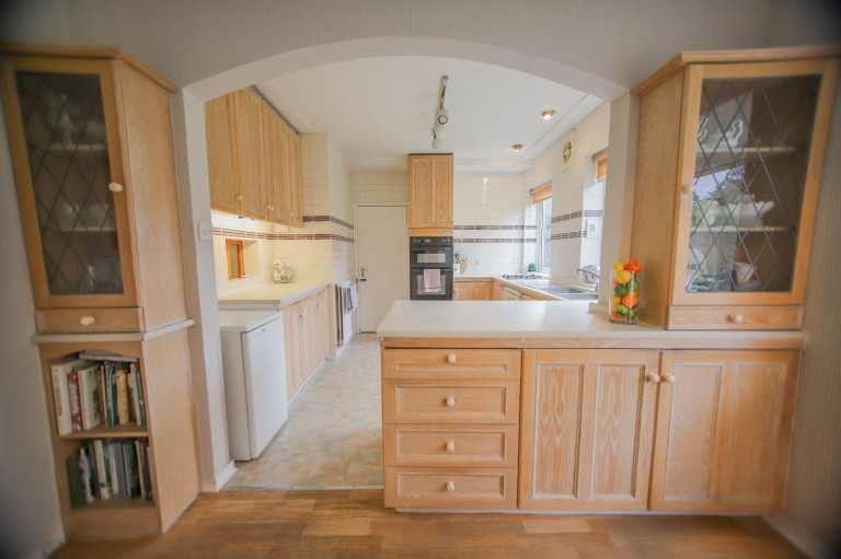 Images for Ladythorn Road, Bramhall, SK7 EAID:425574707 BID:a331354c-8a27-4290-8521-a2425358b7e6