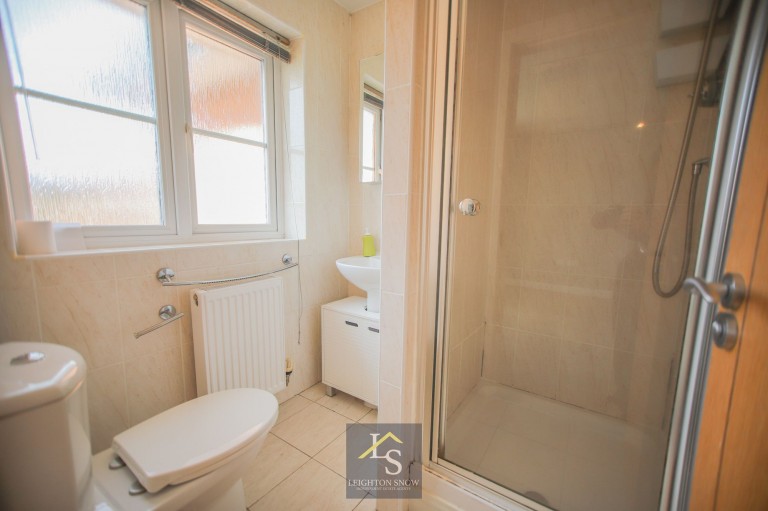 Images for Glenville Close, Cheadle Hulme, SK8 EAID:425574707 BID:a331354c-8a27-4290-8521-a2425358b7e6