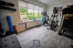 Regent Close, Bramhall, sk7