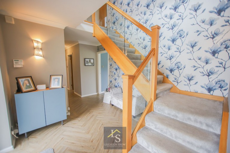 Images for Regent Close, Bramhall, SK7 EAID:425574707 BID:a331354c-8a27-4290-8521-a2425358b7e6