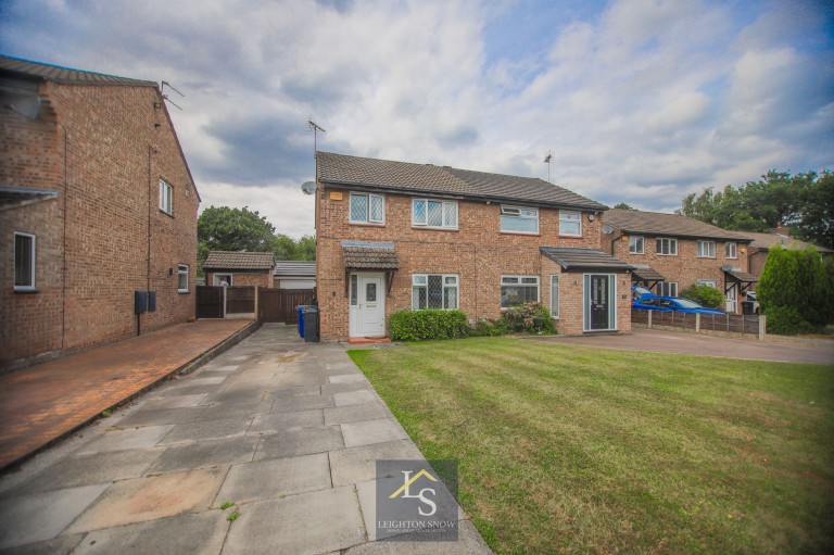 Images for Duncombe Close, Bramhall, SK7 EAID:425574707 BID:a331354c-8a27-4290-8521-a2425358b7e6