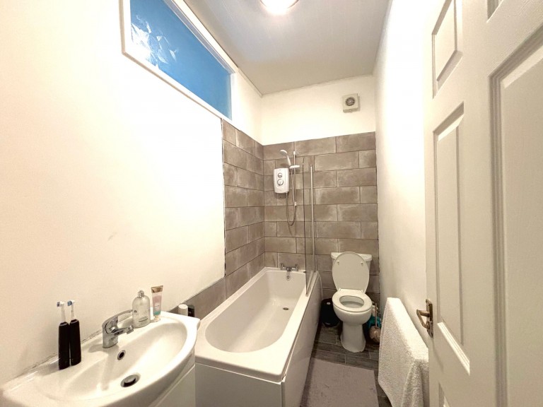 Images for Winifred Road, Stockport, SK2 EAID:425574707 BID:a331354c-8a27-4290-8521-a2425358b7e6