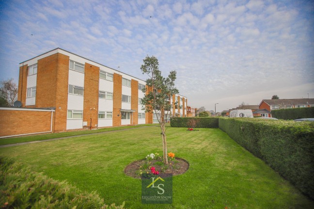 Dairyground Road, Bramhall, sk7