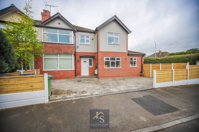 The Circuit, Cheadle Hulme, sk8