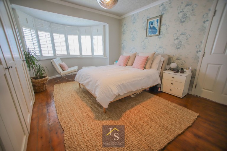 Images for Whitehaven Road, Bramhall, SK7 EAID:425574707 BID:a331354c-8a27-4290-8521-a2425358b7e6
