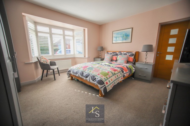 Images for Park Avenue, Bramhall, SK7 EAID:425574707 BID:a331354c-8a27-4290-8521-a2425358b7e6