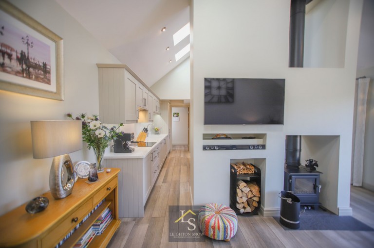 Images for Park Avenue, Bramhall, SK7 EAID:425574707 BID:a331354c-8a27-4290-8521-a2425358b7e6