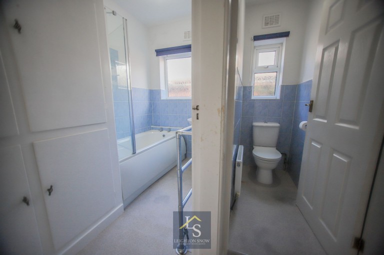 Images for Selwyn Drive, Cheadle Hulme, SK8 EAID:425574707 BID:a331354c-8a27-4290-8521-a2425358b7e6