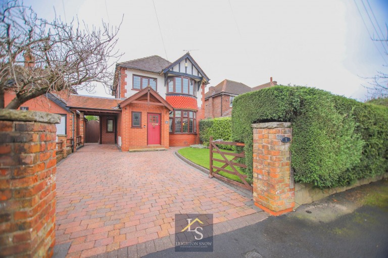 Images for Midland Road, Bramhall, SK7 EAID:425574707 BID:a331354c-8a27-4290-8521-a2425358b7e6