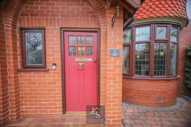 Images for Midland Road, Bramhall, SK7 EAID:425574707 BID:a331354c-8a27-4290-8521-a2425358b7e6