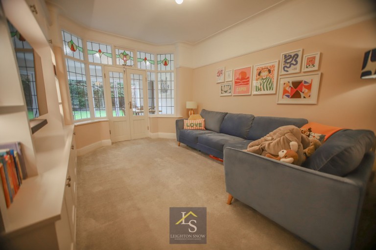 Images for Midland Road, Bramhall, SK7 EAID:425574707 BID:a331354c-8a27-4290-8521-a2425358b7e6