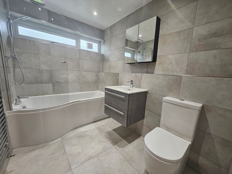 Images for Rossall Court, Bramhall, SK7 EAID:425574707 BID:a331354c-8a27-4290-8521-a2425358b7e6