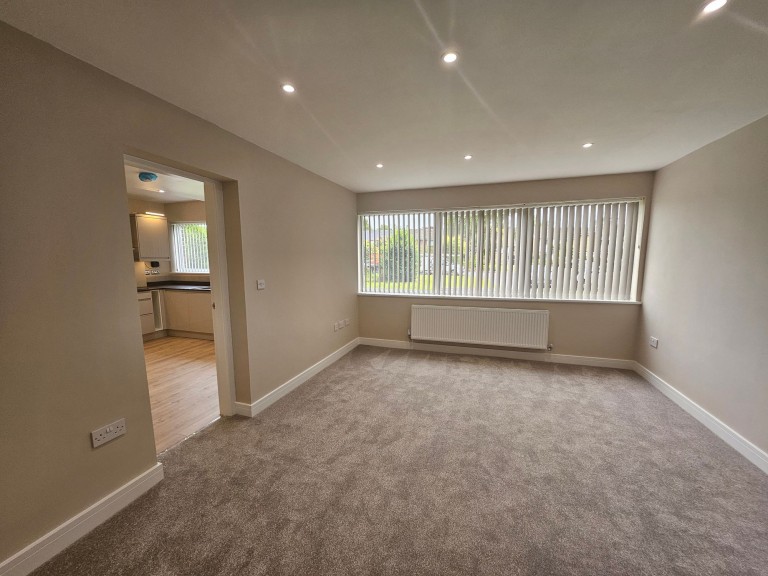 Images for Rossall Court, Bramhall, SK7 EAID:425574707 BID:a331354c-8a27-4290-8521-a2425358b7e6
