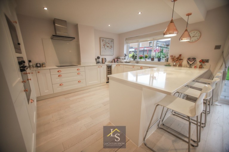 Images for Malmesbury Road, Cheadle Hulme, SK8 EAID:425574707 BID:a331354c-8a27-4290-8521-a2425358b7e6
