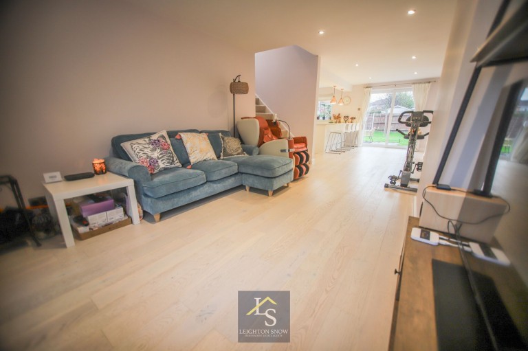 Images for Malmesbury Road, Cheadle Hulme, SK8 EAID:425574707 BID:a331354c-8a27-4290-8521-a2425358b7e6