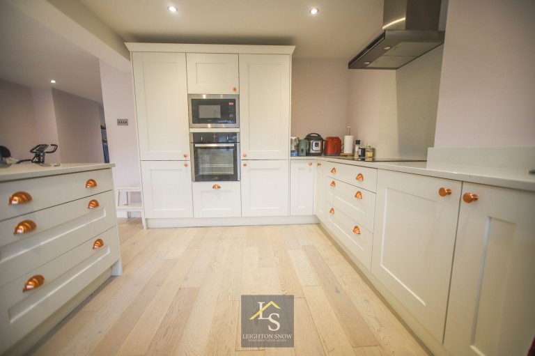 Images for Malmesbury Road, Cheadle Hulme, SK8 EAID:425574707 BID:a331354c-8a27-4290-8521-a2425358b7e6