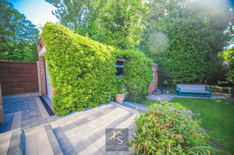 Images for Airedale Close, Cheadle, SK8 EAID:425574707 BID:a331354c-8a27-4290-8521-a2425358b7e6