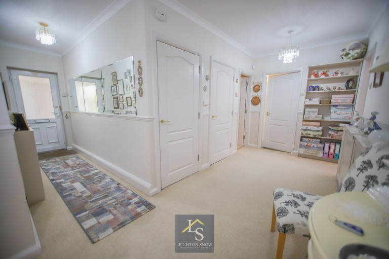 Images for Rookwood Hill, Bramhall, SK7 EAID:425574707 BID:a331354c-8a27-4290-8521-a2425358b7e6