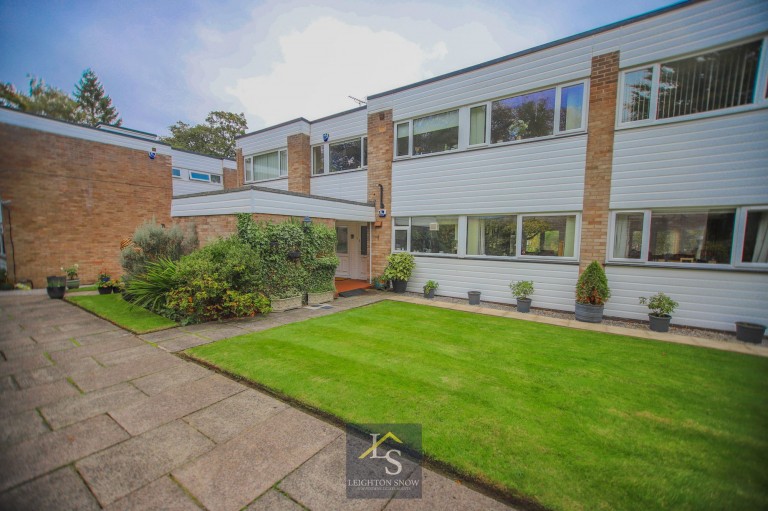 Images for Rookwood Hill, Bramhall, SK7 EAID:425574707 BID:a331354c-8a27-4290-8521-a2425358b7e6