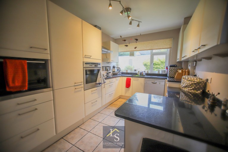 Images for Rookwood Hill, Bramhall, SK7 EAID:425574707 BID:a331354c-8a27-4290-8521-a2425358b7e6