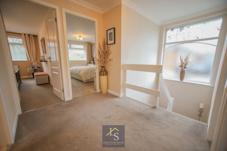 Images for Dorset Avenue, Bramhall, SK7 EAID:425574707 BID:a331354c-8a27-4290-8521-a2425358b7e6