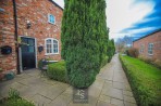 Griffin Farm Drive, Heald Green, sk8