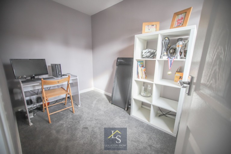 Images for Long Croft Lane, Cheadle Hulme, SK8 EAID:425574707 BID:a331354c-8a27-4290-8521-a2425358b7e6