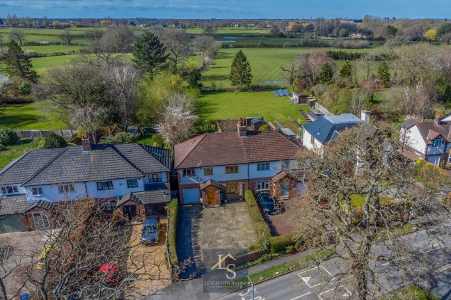 Moor Lane, Woodford, sk7