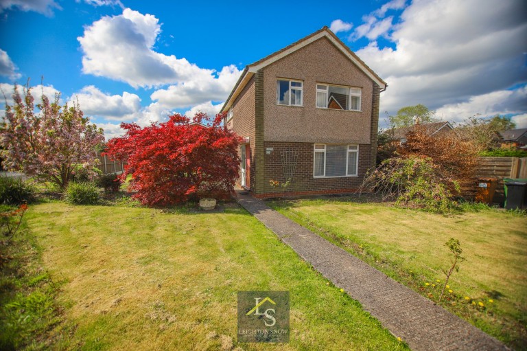 Images for Seal Road, Bramhall, SK7 EAID:425574707 BID:a331354c-8a27-4290-8521-a2425358b7e6