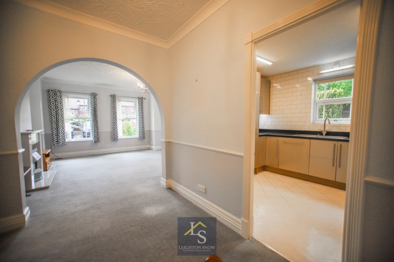 Images for Manor Road, Bramhall, SK7 EAID:425574707 BID:a331354c-8a27-4290-8521-a2425358b7e6