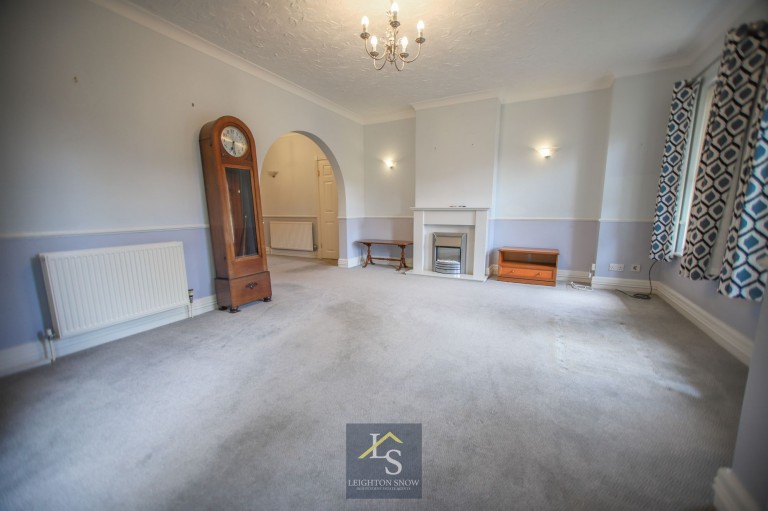 Images for Manor Road, Bramhall, SK7 EAID:425574707 BID:a331354c-8a27-4290-8521-a2425358b7e6