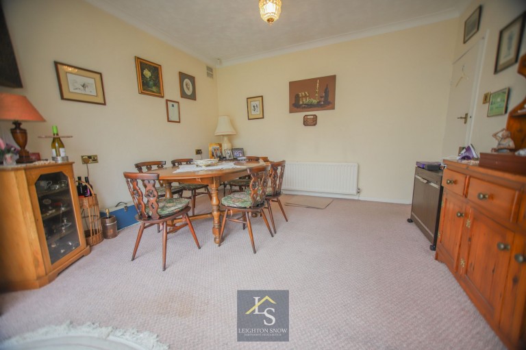 Images for Birchway, Bramhall, SK7 EAID:425574707 BID:a331354c-8a27-4290-8521-a2425358b7e6