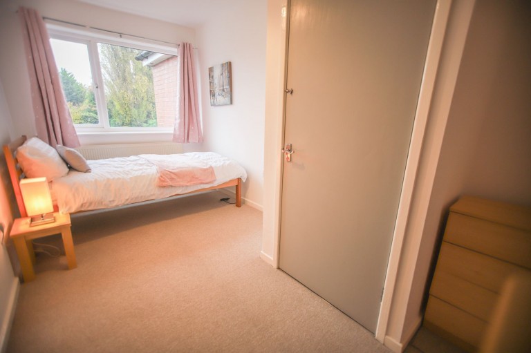 Images for Pingate Lane, Cheadle Hulme, SK8 EAID:425574707 BID:a331354c-8a27-4290-8521-a2425358b7e6