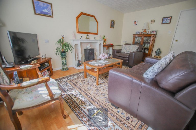 Images for Brent Moor Road, Bramhall, SK7 EAID:425574707 BID:a331354c-8a27-4290-8521-a2425358b7e6