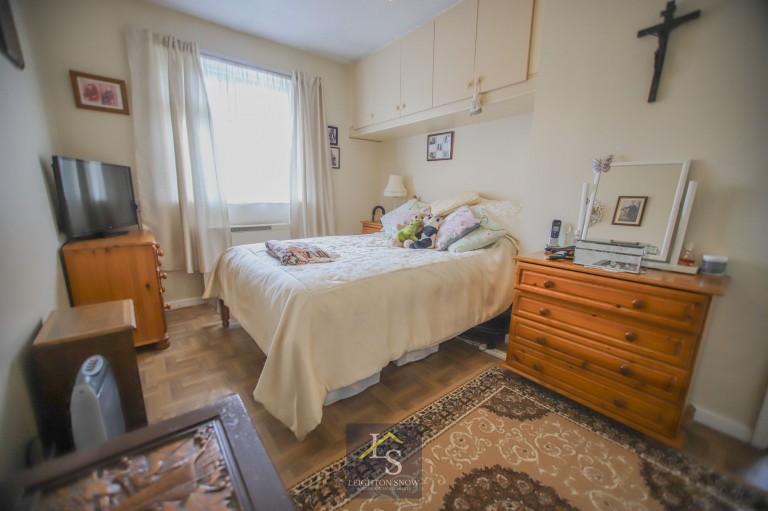 Images for Brent Moor Road, Bramhall, SK7 EAID:425574707 BID:a331354c-8a27-4290-8521-a2425358b7e6