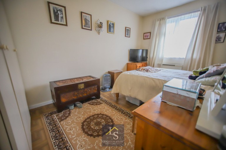 Images for Brent Moor Road, Bramhall, SK7 EAID:425574707 BID:a331354c-8a27-4290-8521-a2425358b7e6