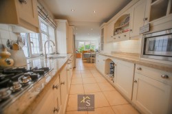 Images for Oak Drive, Bramhall, SK7