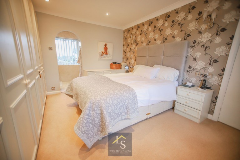 Images for Cotswold Avenue, Hazel Grove, SK7 EAID:425574707 BID:a331354c-8a27-4290-8521-a2425358b7e6