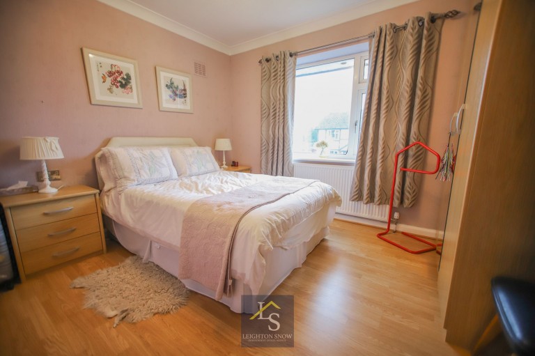 Images for Cotswold Avenue, Hazel Grove, SK7 EAID:425574707 BID:a331354c-8a27-4290-8521-a2425358b7e6