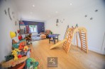 Moss Lane, Bramhall, sk7