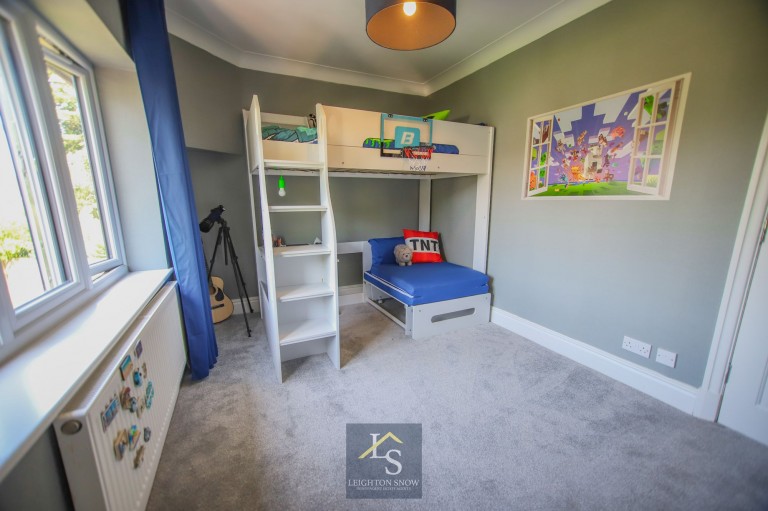 Images for Moss Lane, Bramhall, SK7 EAID:425574707 BID:a331354c-8a27-4290-8521-a2425358b7e6