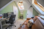 Moss Lane, Bramhall, sk7