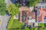 Moss Lane, Bramhall, sk7