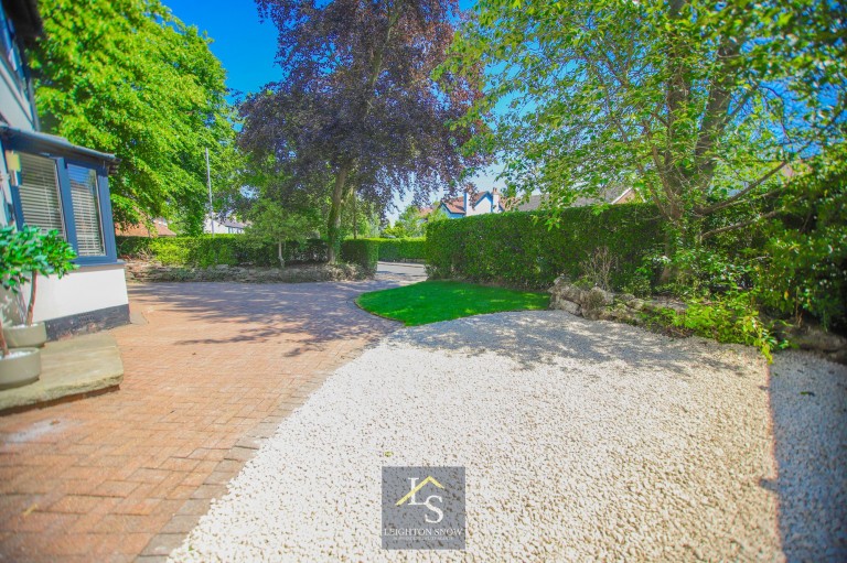 Images for Moss Lane, Bramhall, SK7 EAID:425574707 BID:a331354c-8a27-4290-8521-a2425358b7e6