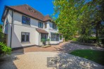 Moss Lane, Bramhall, sk7